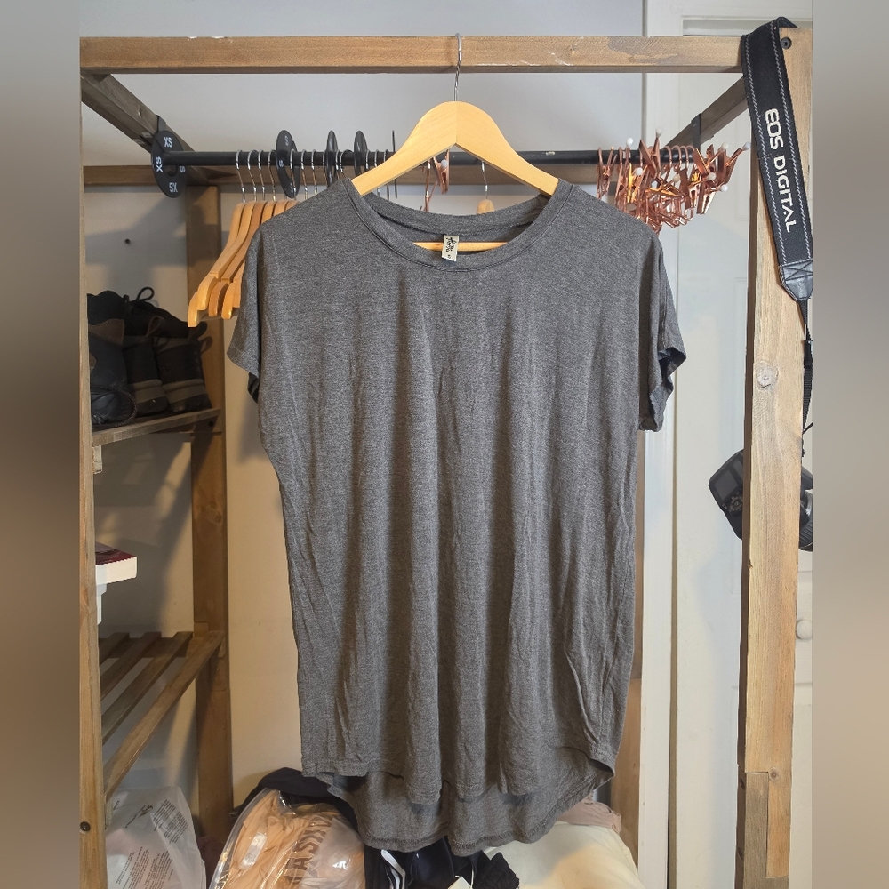 Basic Charcoal Gray Crewneck T-Shirt